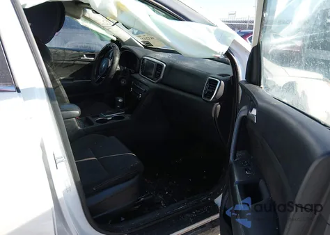 2020 Kia Sportage Lx z USA, uszkodzony, nr VIN KNDPM3AC5L7671334